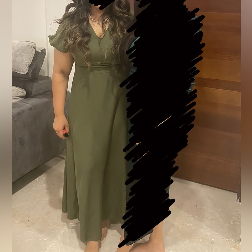 Green maxi dress